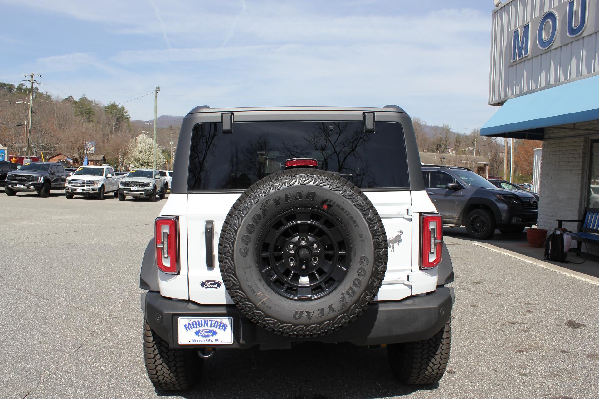 2026 Ford Bronco Outer Banks®