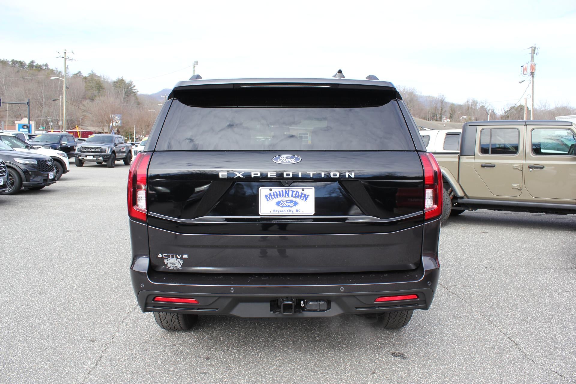 2026 Ford Expedition Active