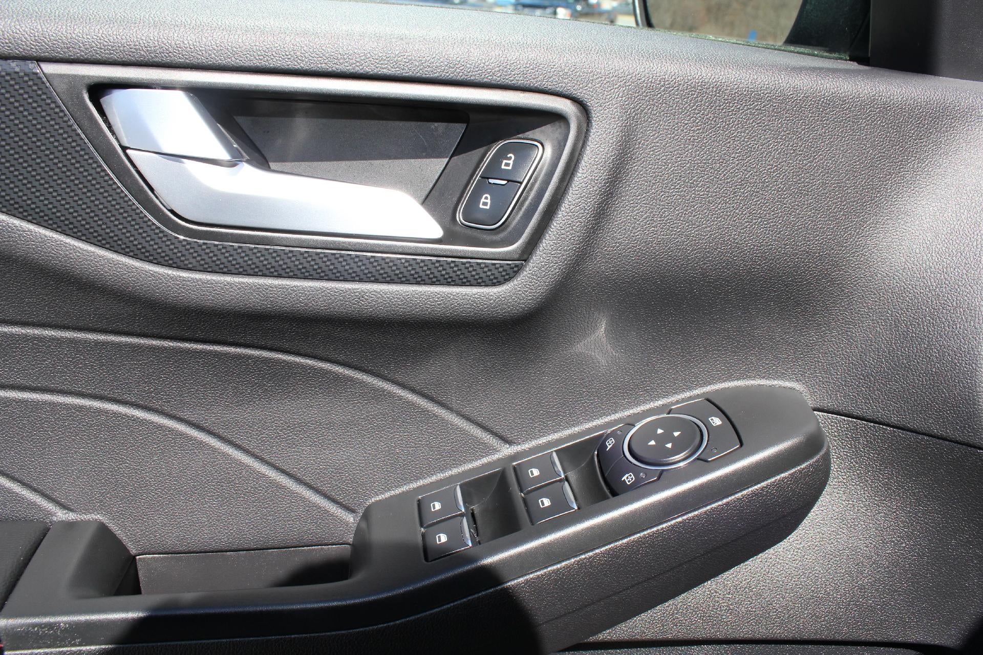 2025 Ford Escape ST-Line Select