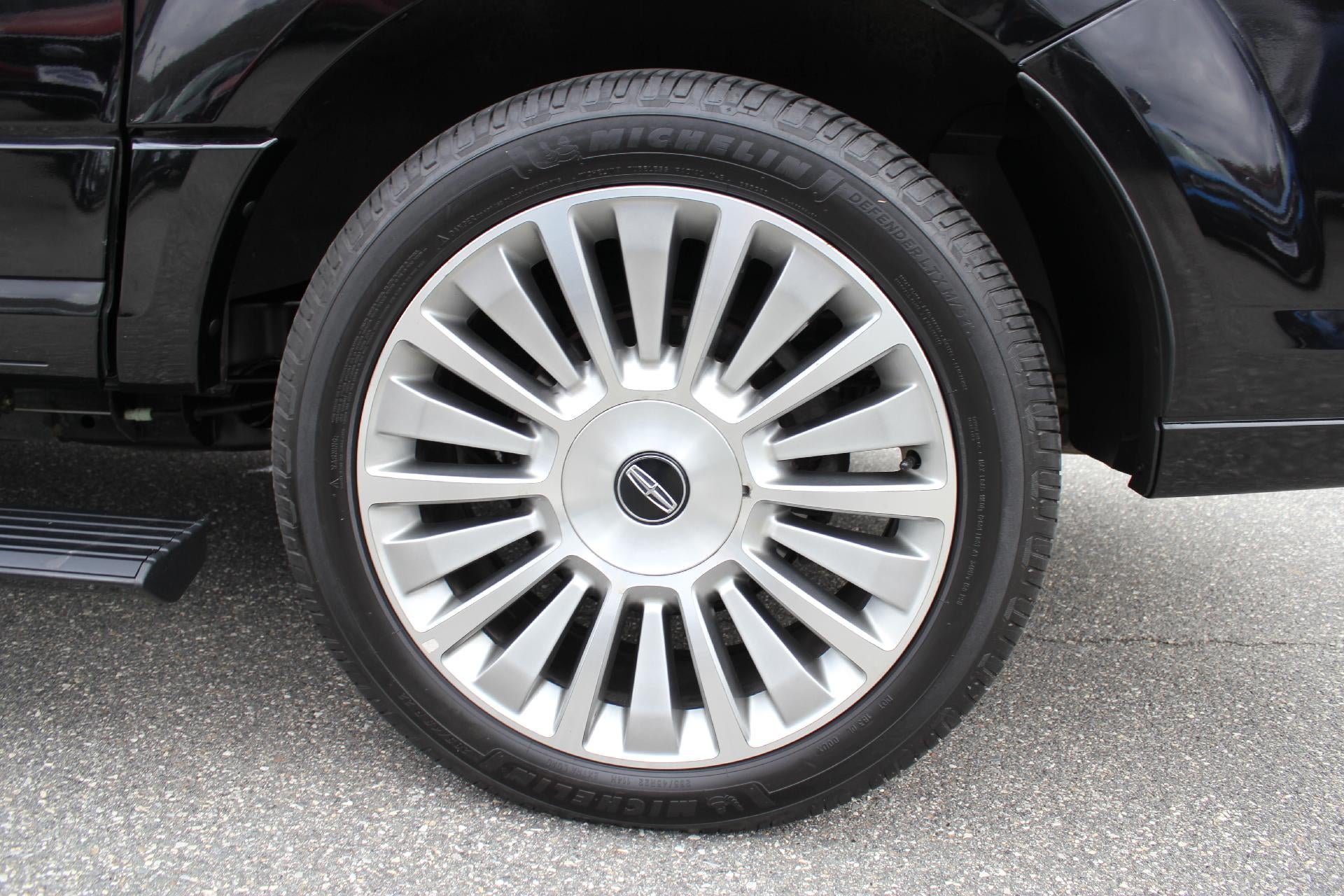 2017 Lincoln Navigator L Reserve