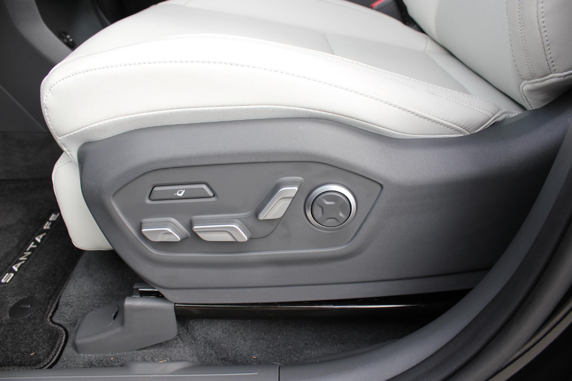 2025 Hyundai Santa Fe HEV Calligraphy